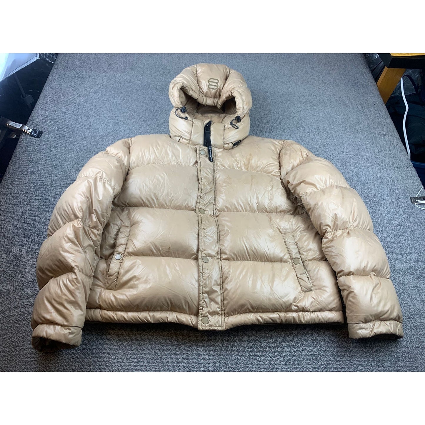 Aritzia The Super Puff Womens Large Tan Hooded Quilted Puffer Down Coat