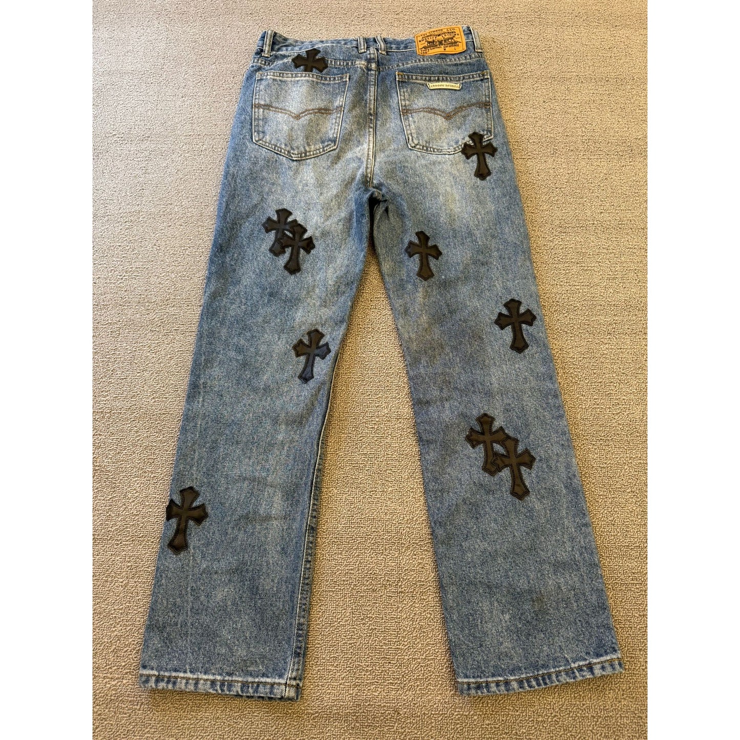 Levi's 550 Women's Chrome Hearts Cross Patch Light Wash Straight Jeans