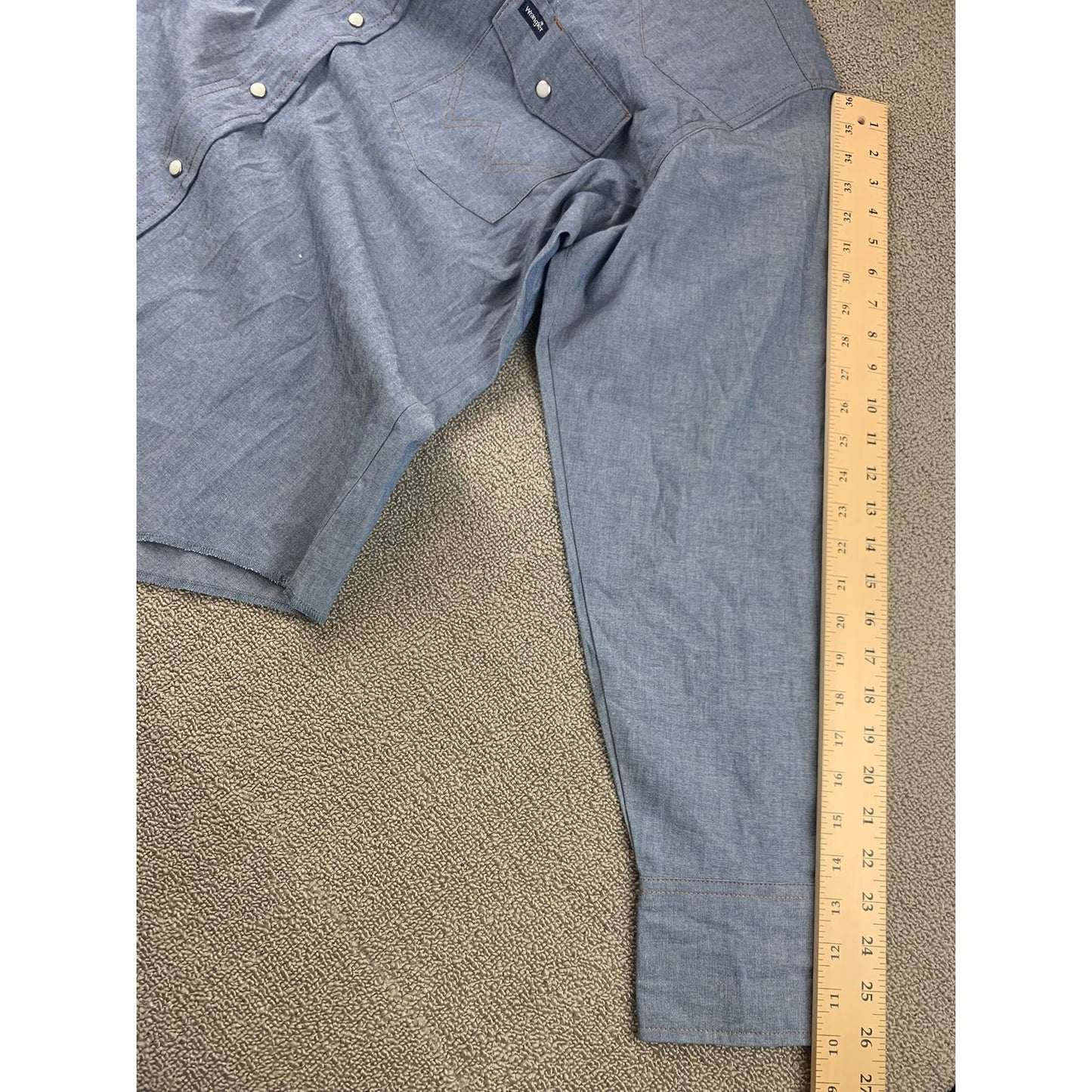 Y2K Wrangler Men's 17x35 Blue Shirt with Western Pearl Snaps Long Sleeve