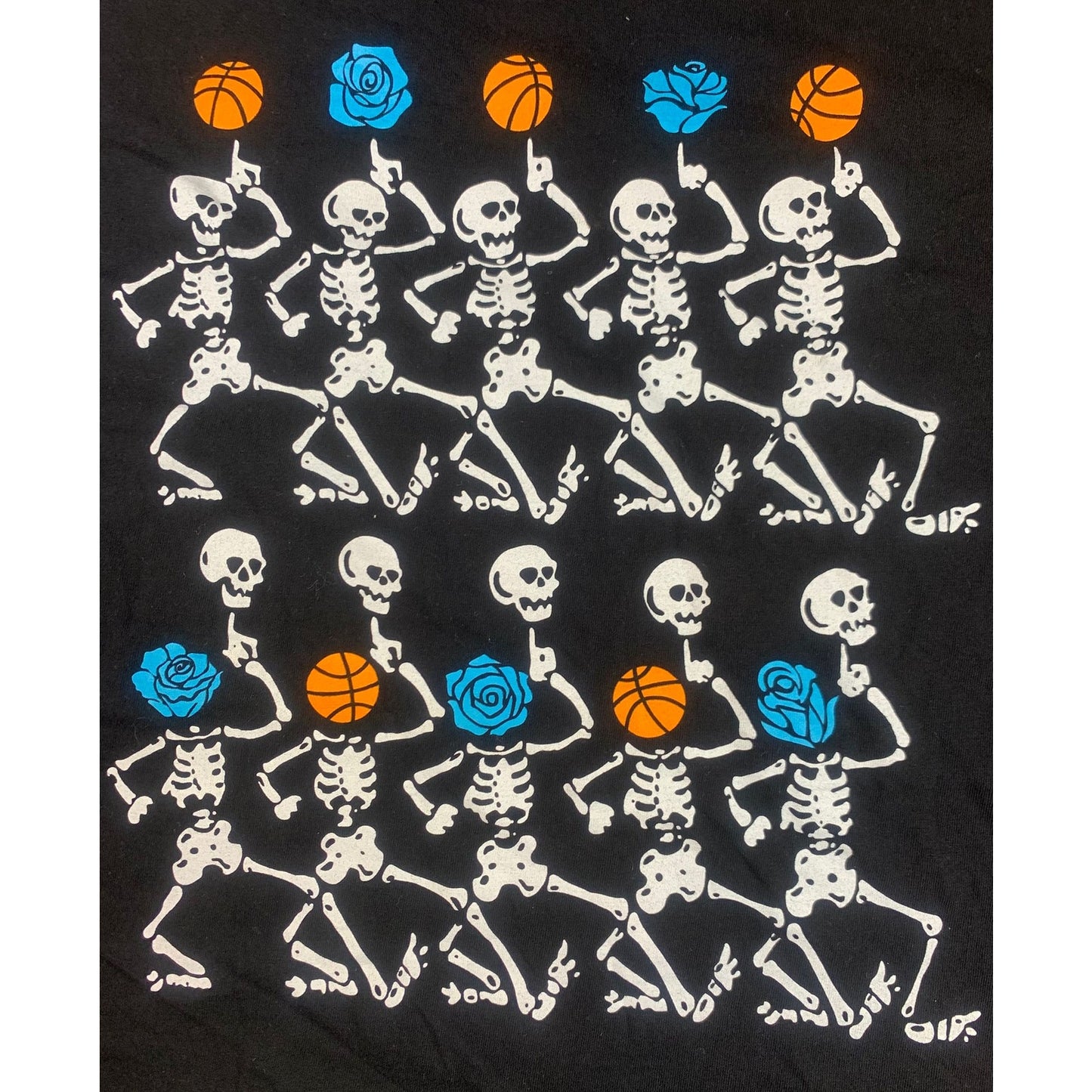 Cookies Hoops Men's XL Black Basketball Skeletons Roses Crewneck Graphic T-Shirt