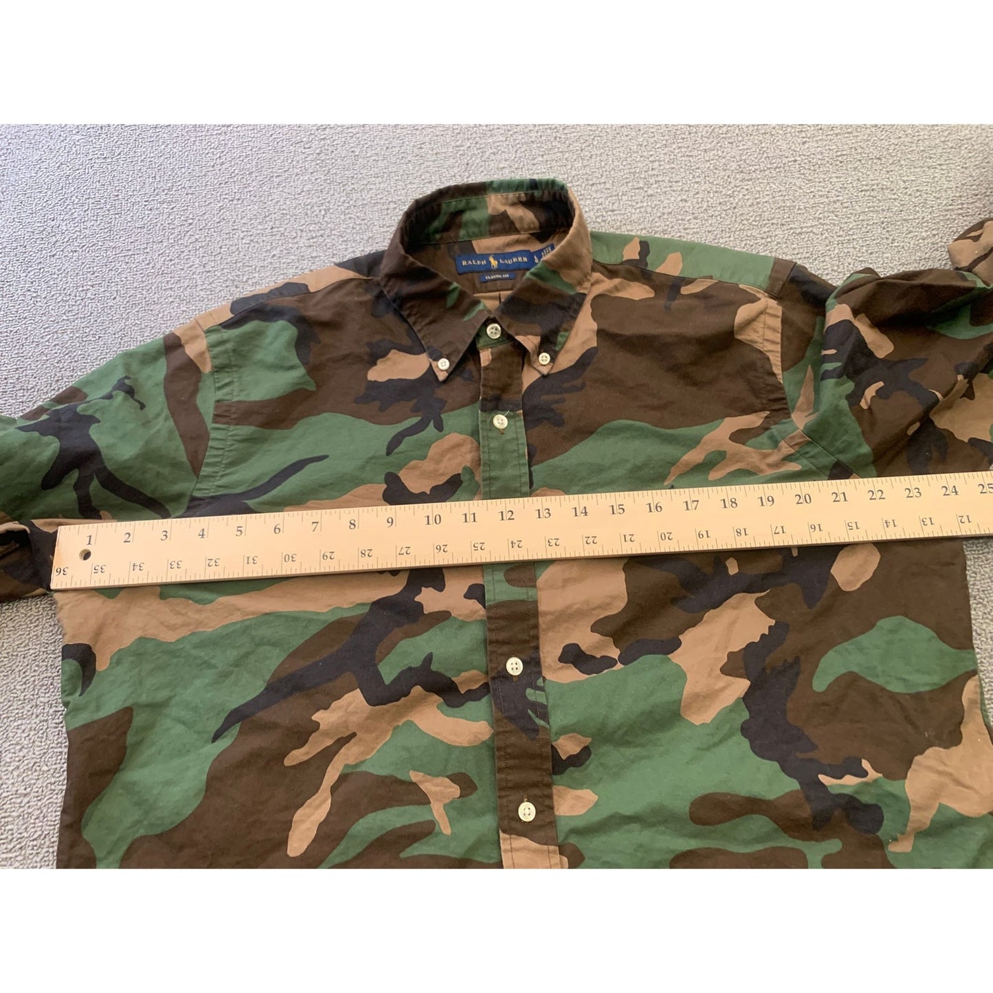 Ralph Lauren Men's Large Green Camo Classic Fit Long Sleeve Button Shirt