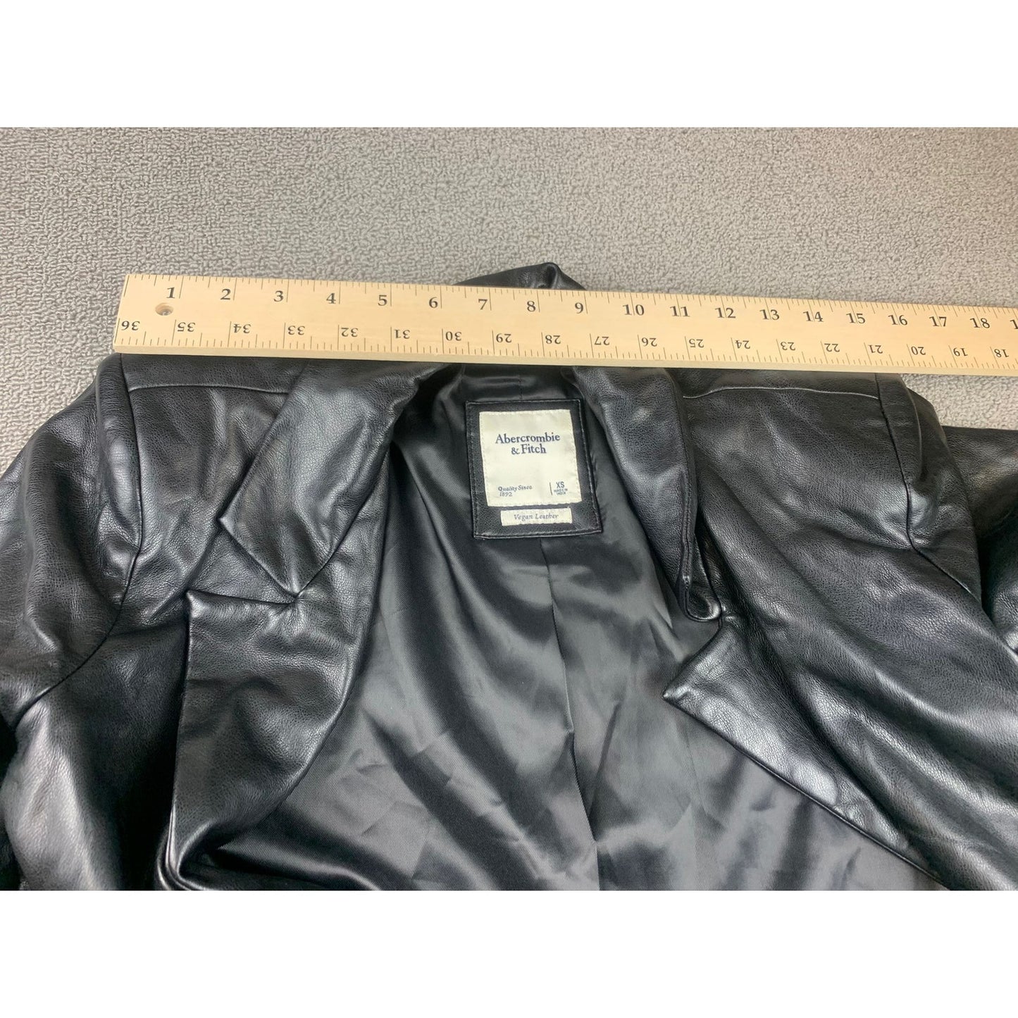 Abercrombie and Fitch Vegan Leather Coat Womens XS Black Longline 3 Button