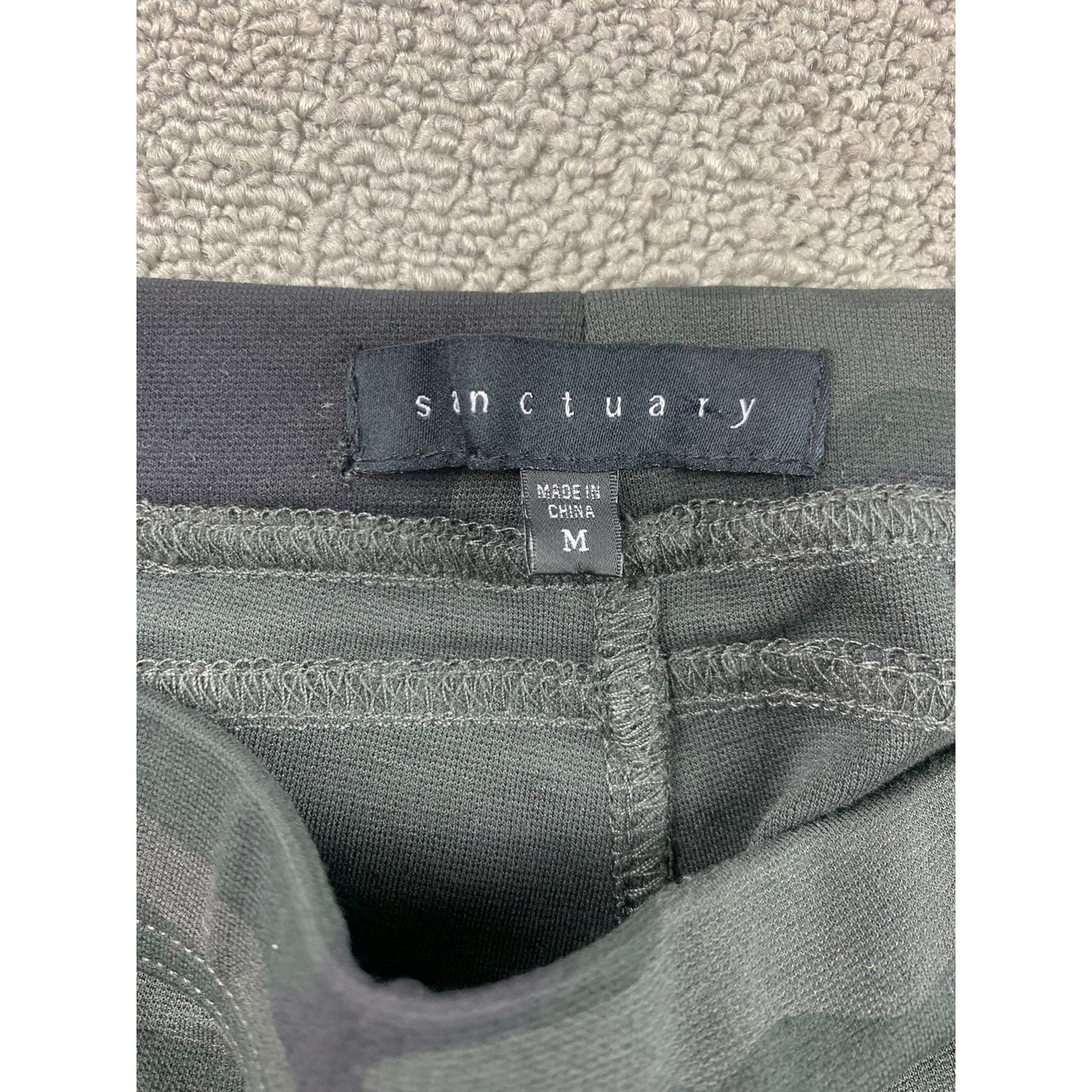 Santuary Women's Dark Camo Pull-On Leggings Size Medium
