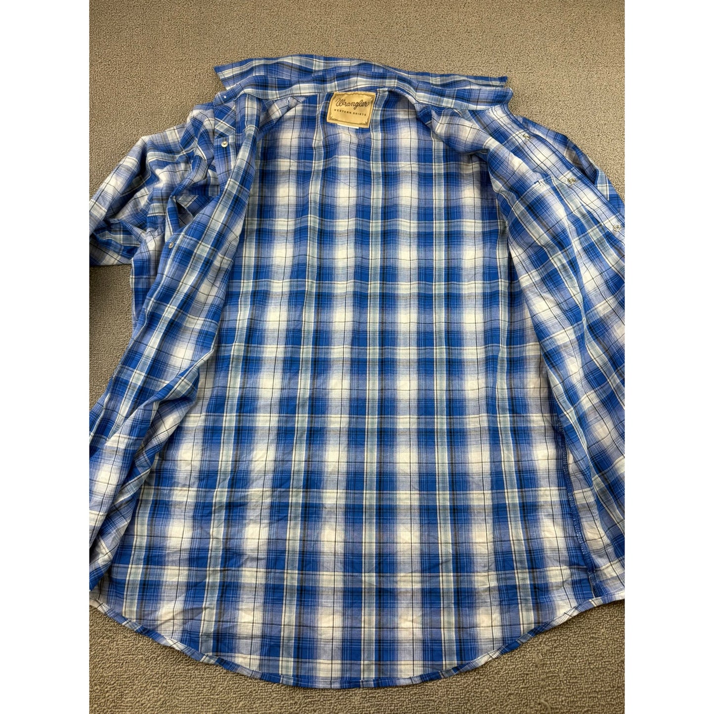Wrangler Shirt Men's Medium Long Sleeve Pearl Snap Blue Plaid Cowboy Western