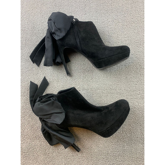 Genuine Alexander McQueen Black Suede Bow Ankle Boots Size 38 Authentic