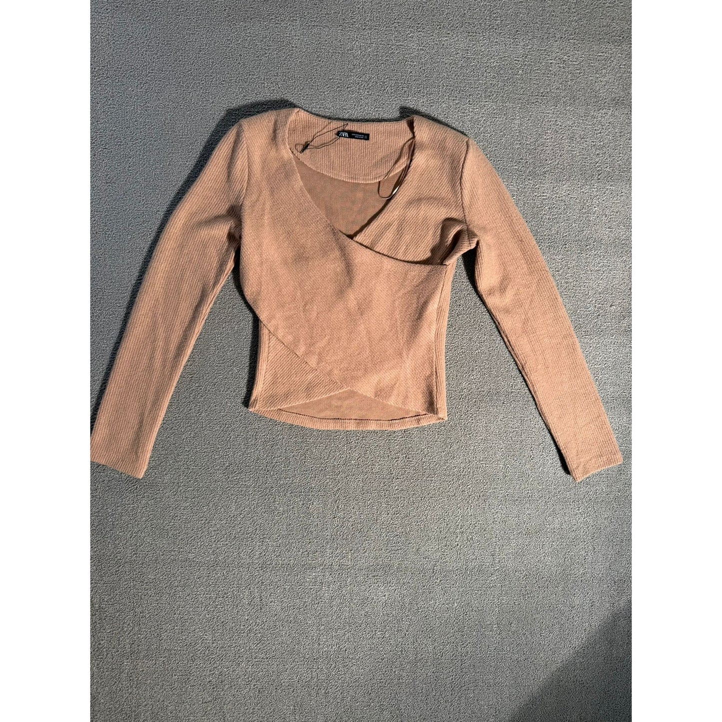 Zara Women’s Tan Ribbed Asymmetrical Long Sleeve Top Size Small Soft Fall