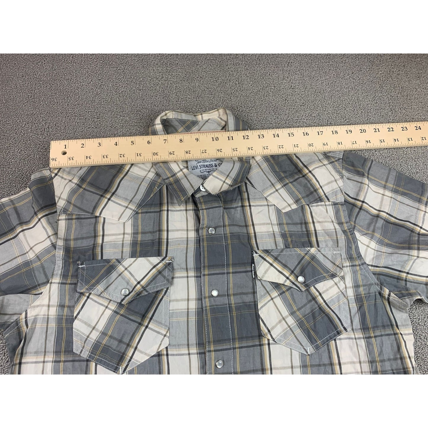 Levi’s Western Snap Shirt Men's L Gray Plaid Short Sleeve Pearl Snaps