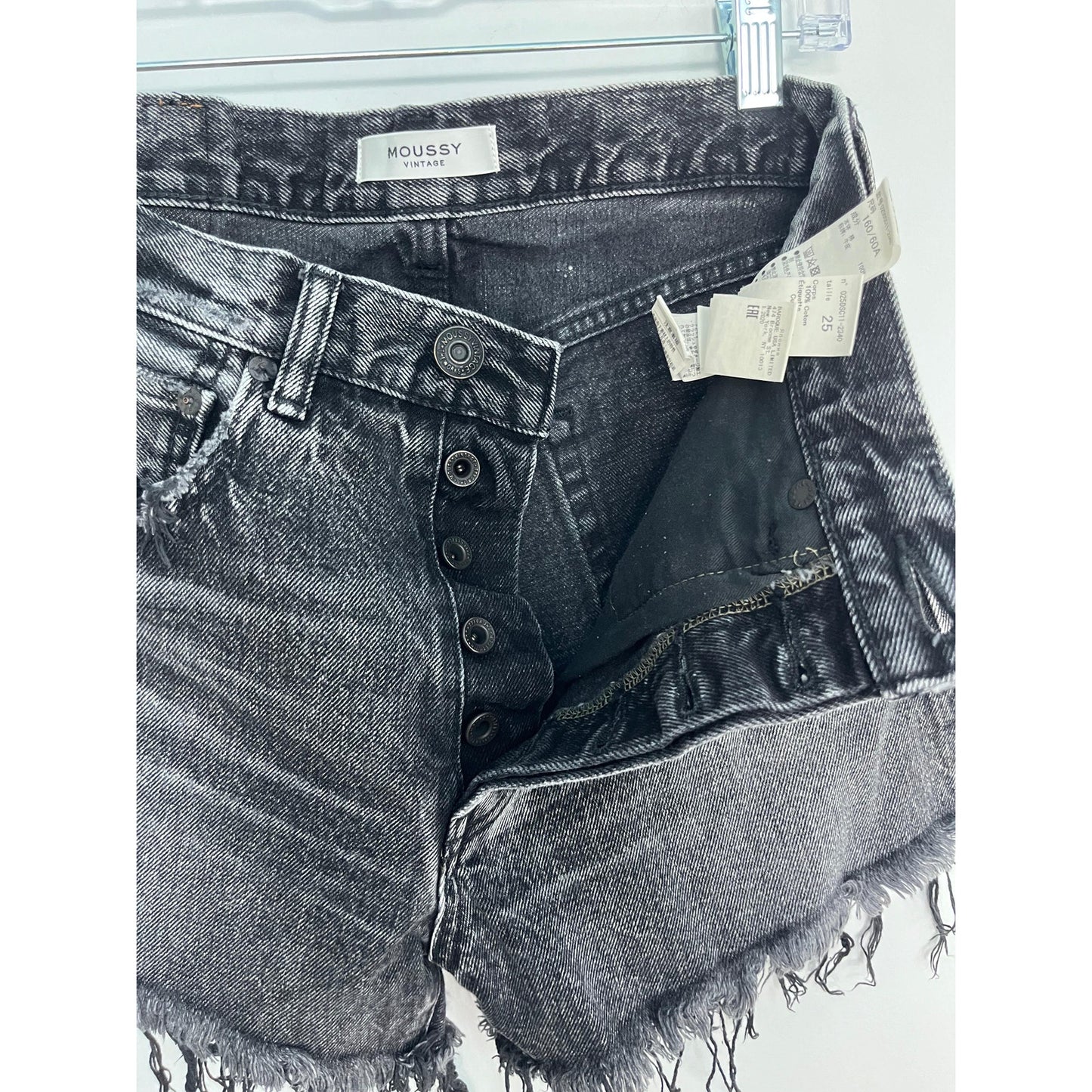 MOUSSY Vintage Denim Shorts Women 25 Black Distressed Raw Hem High Rise