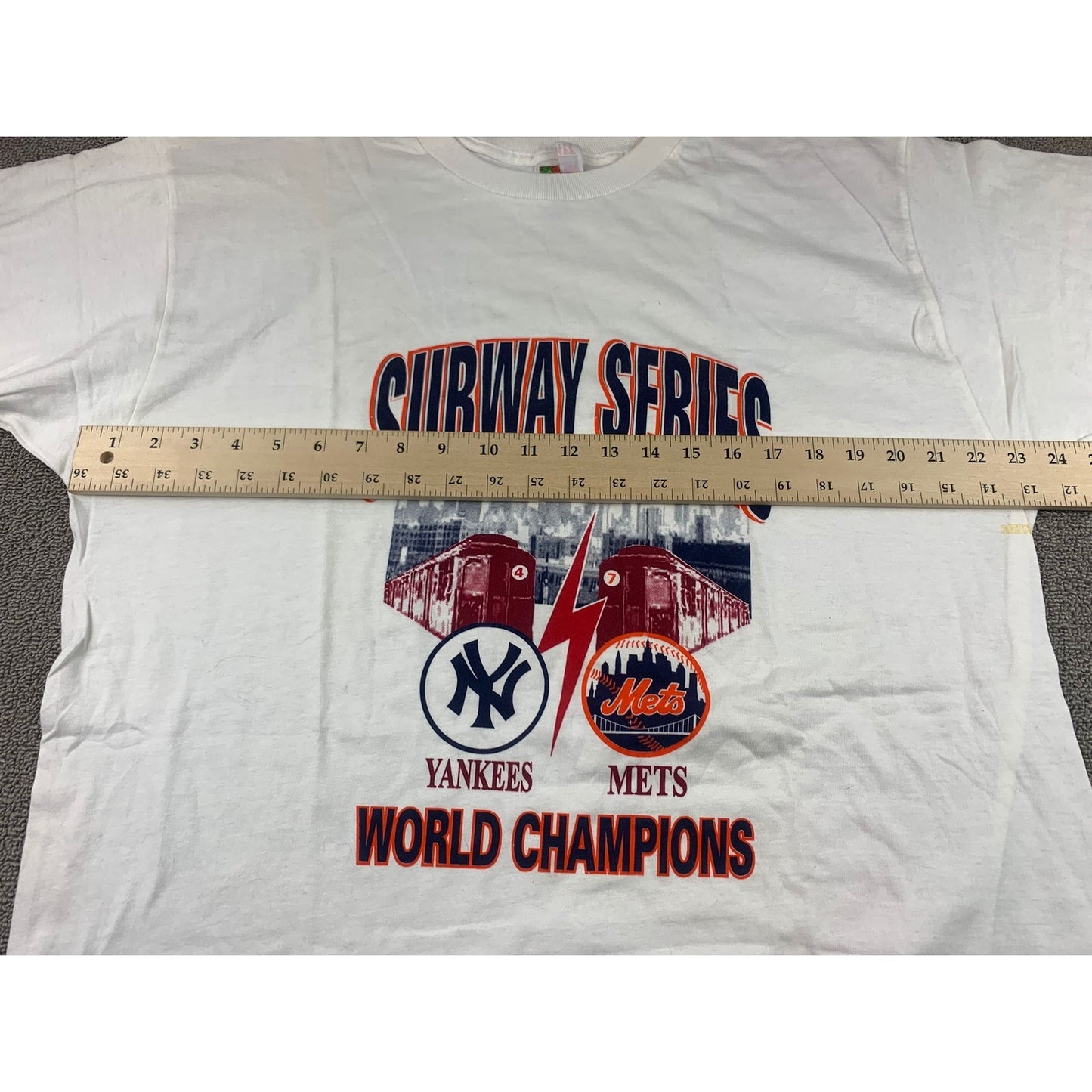 Subway Series 2000 Yankees Mets World Champions Vintage Men's XL T-Shirt MLB