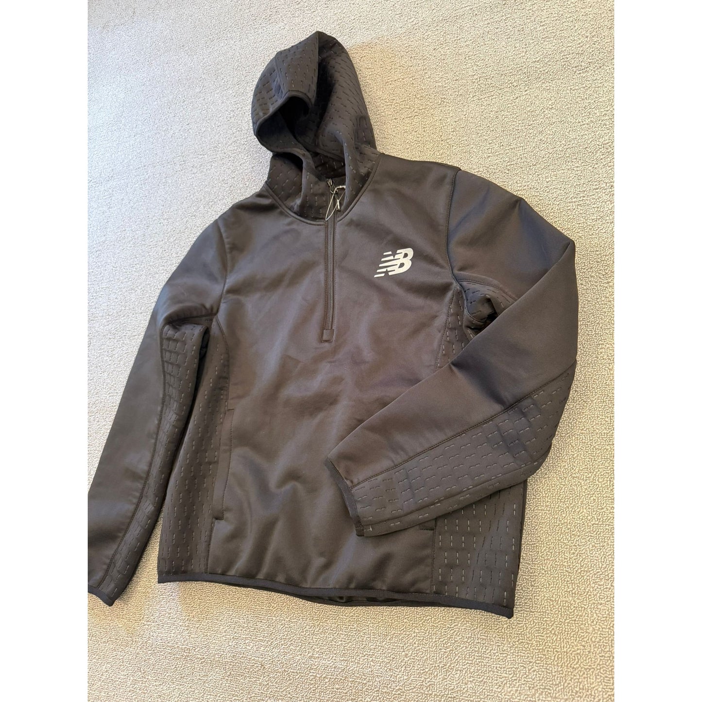 New Balance Men's M Black Hooded Half-Zip Athletic Pullover Jacket