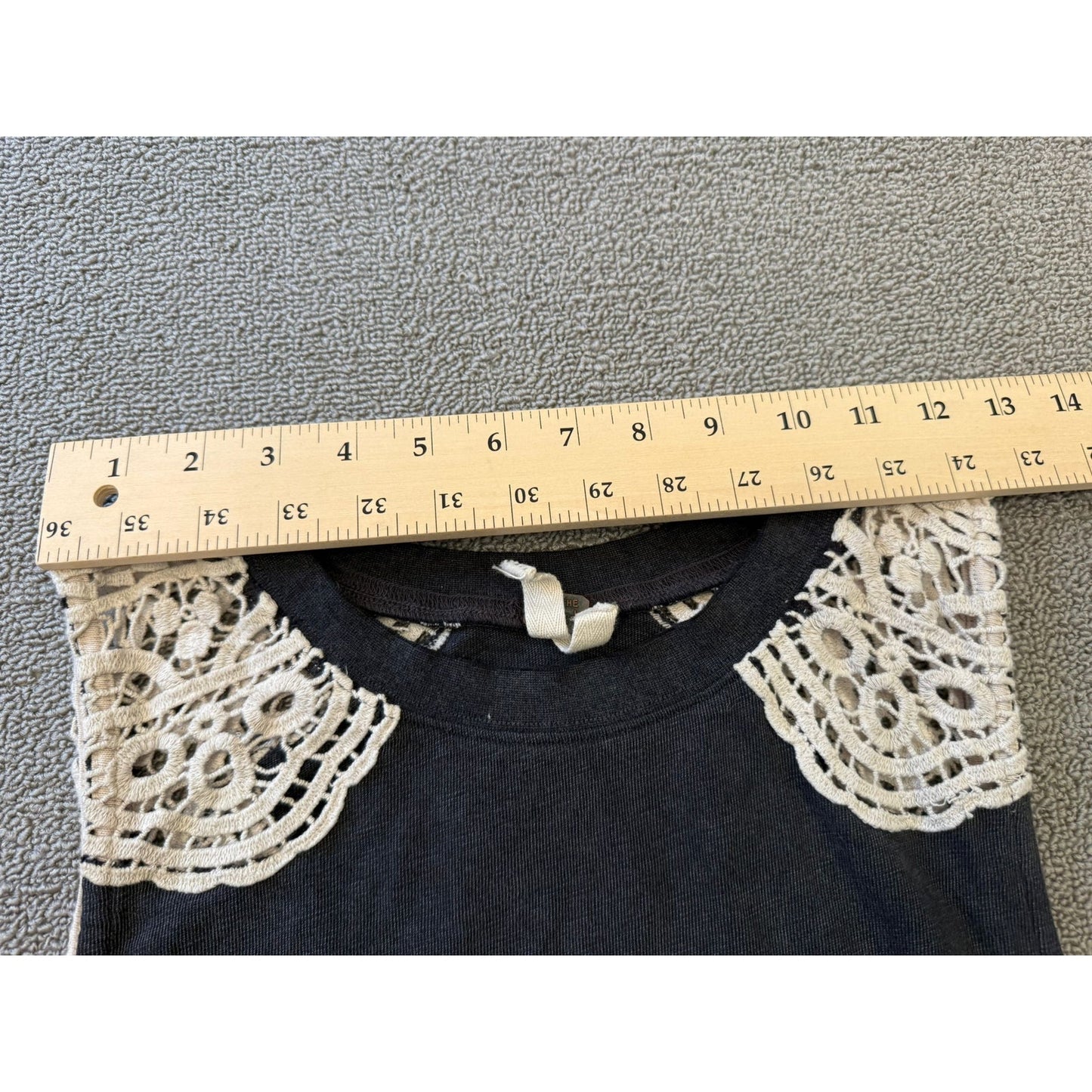 We The Free Women's Extra Small Gray Graphic Lace Tank Top