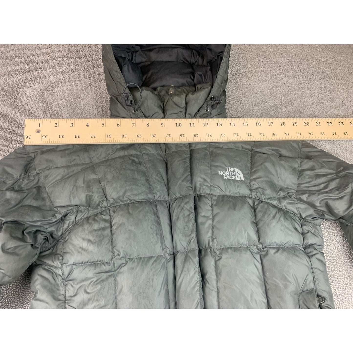 The North Face 600 Womens XS Black Hooded Parka Puffer Down Coat Jacket