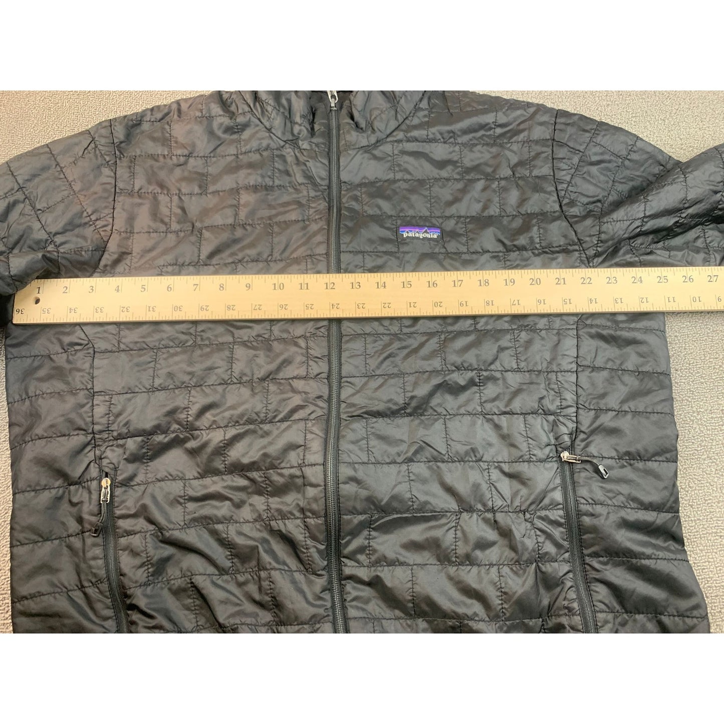 Patagonia Men's XL Black Nano Puff Jacket Insulated Quilted Full Zip