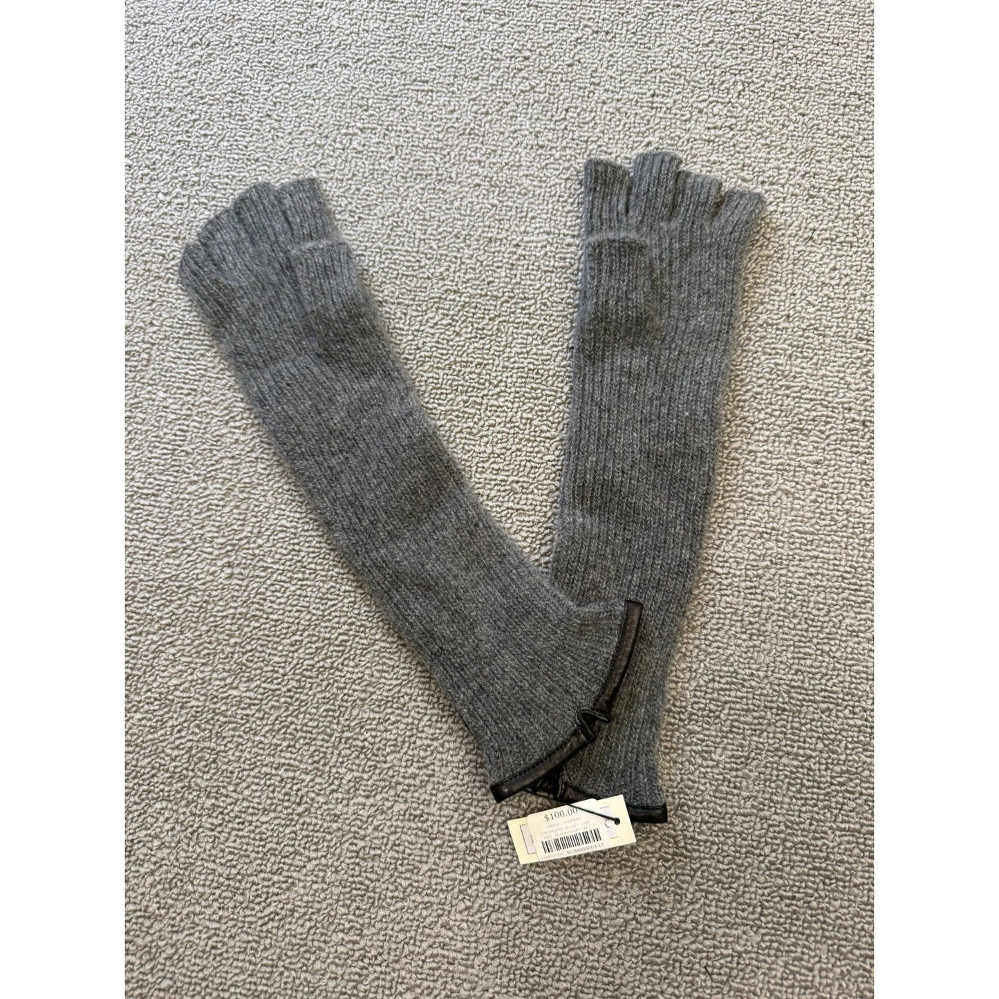 Carolina Amato Women's One Size Long Ribbed Cashmere Fingerless Gloves NWT