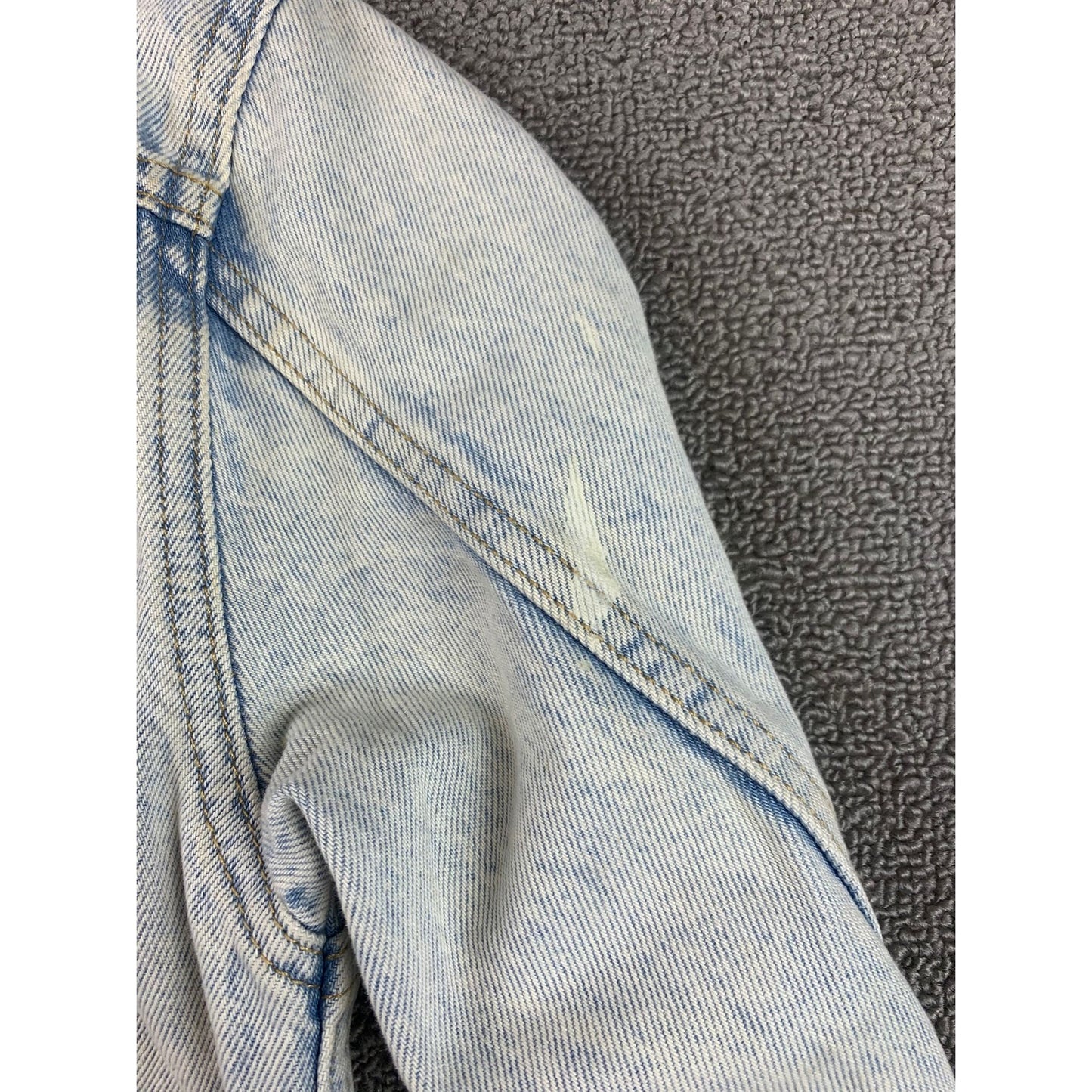 Levis Red Tab Jacket Size S Distressed Western Trucker Denim Washed Jacket