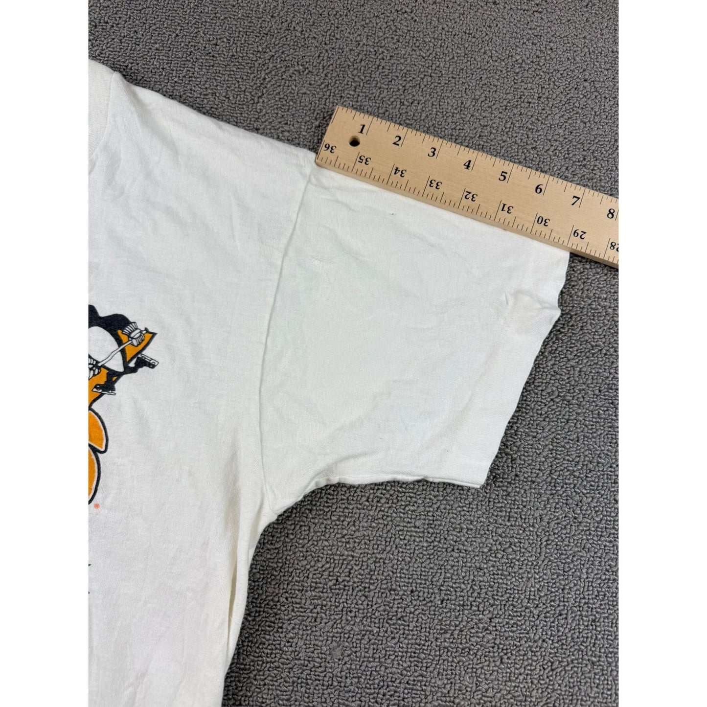 VINTAGE Pittsburgh Men's Large 1991 Stanley Cup Shirt with Single Stitch US Made