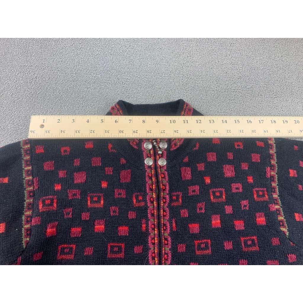 Vintage Icelandic Design Zip Up Size Small Sweater Wool Blend Flowers Red Black