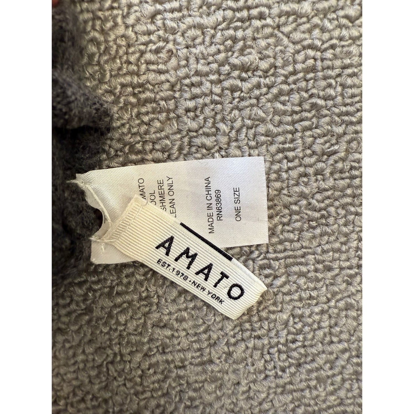 Carolina Amato Women's One Size Gray Faux Fur Wool Cashmere Blend Mittens