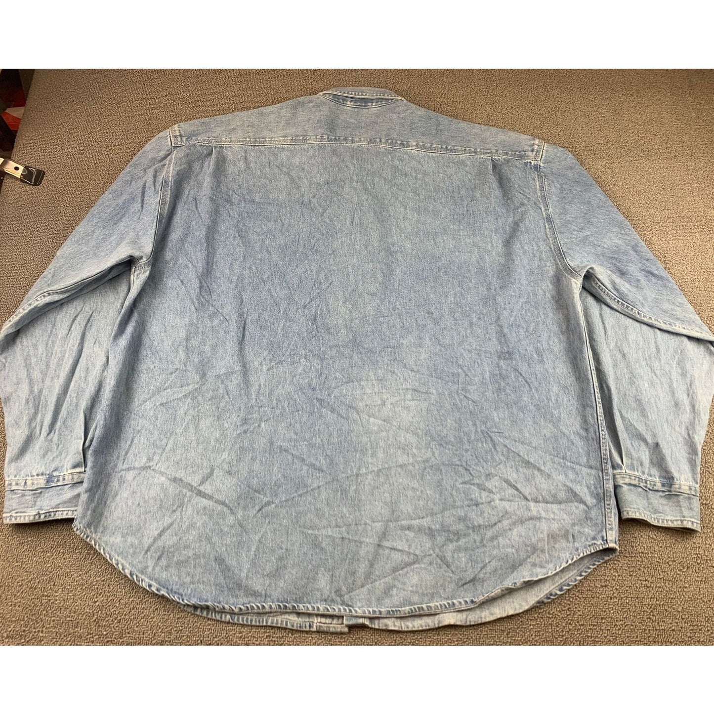 Vintage Disney Store Men's XXL Blue Denim Shirt Long Sleeve Mickey Flip Coin