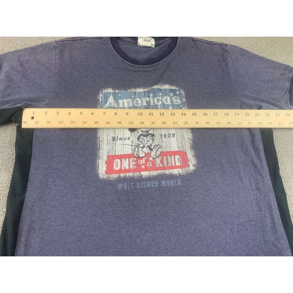 VTG Disney Walt Disney World T Shirt M Gray "America's Mouse Since 1928" Graphic