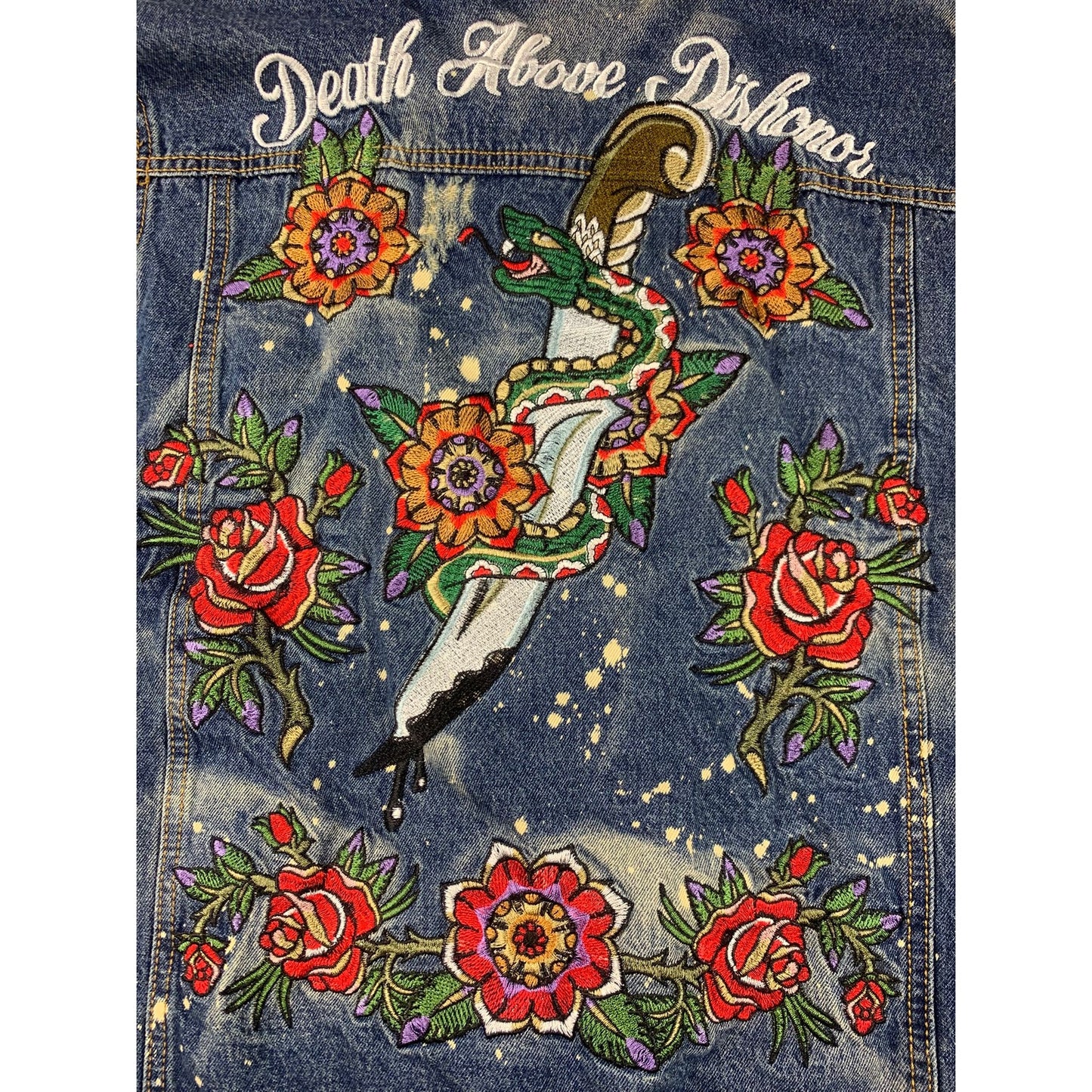 REASON NY Moto Sherpa Denim Jacket Men’s M Streetwear Embroidered Pin Up Roses