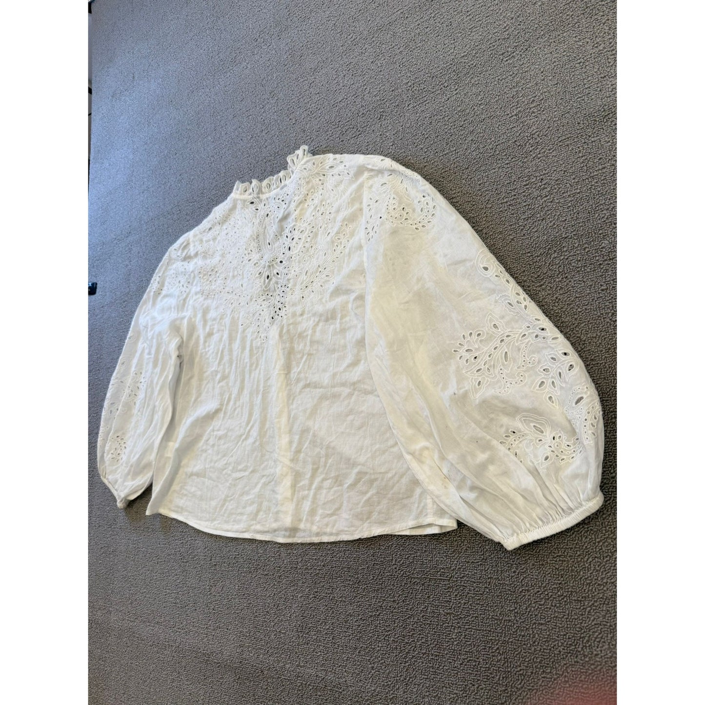 INTERMIX Women's L Large White Eyelet Embroidery Blouse Top