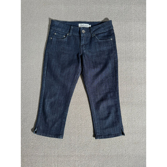 Skull Jeans Women's Dark Wash Cropped Denim Pants Size 5/6