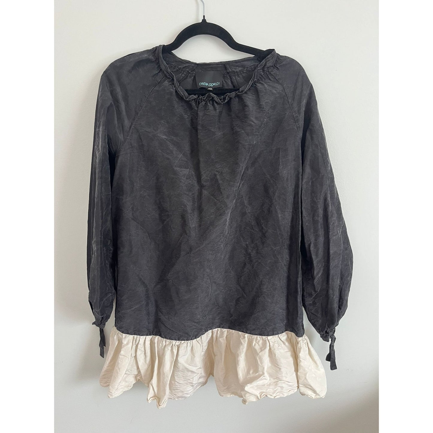 Cynthia Rowley Dress Women XS Black Long Sleeve Ruffle Hem Puff Cuffs Crinkle