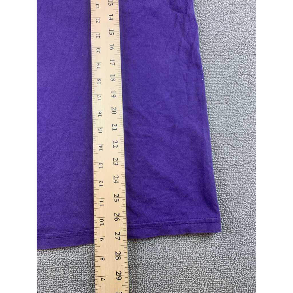 Vintage Walt Disney XL Purple Snow White Seven Dwarfs Graphic Crewneck T Shirt