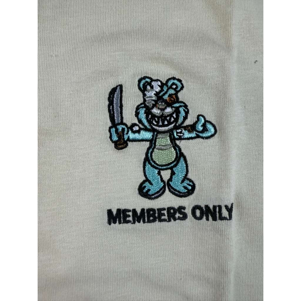 Members Only T Shirt Men M Cream Embroidered Scary Bear Knife Graphic Cotton