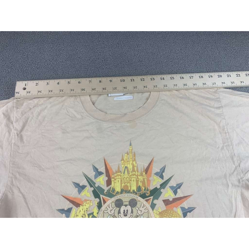 Vinatge Disney Tan Size Large World Tour Mickey Mouse Park Short Sleeve T Shirt