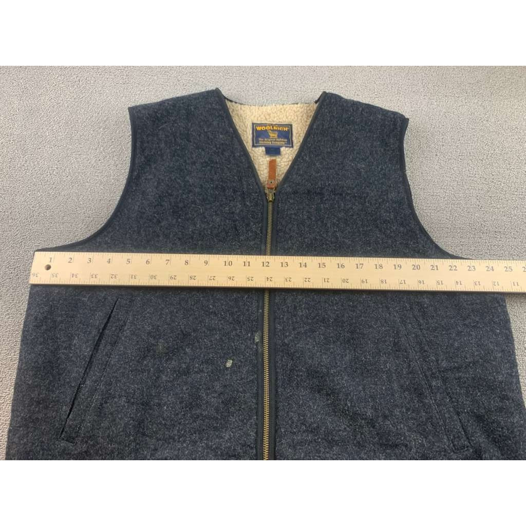 Vintage Woolrich Wool Men's Large Charcoal Gray Vest Sherpa Lined Zip Up Outdoor
