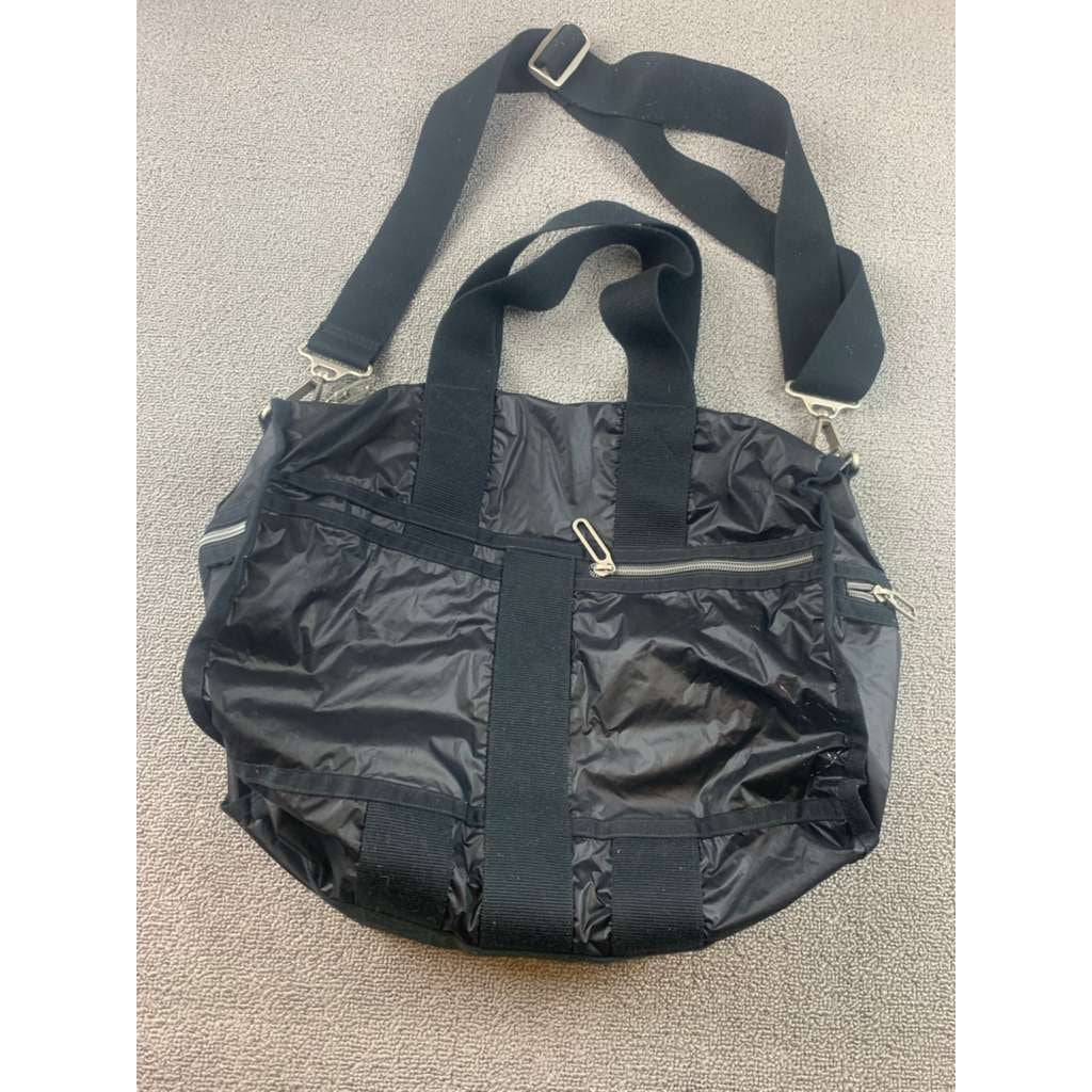 Lesportsac Men Essential Weekender Black Travel Bag Lightweight Duffel