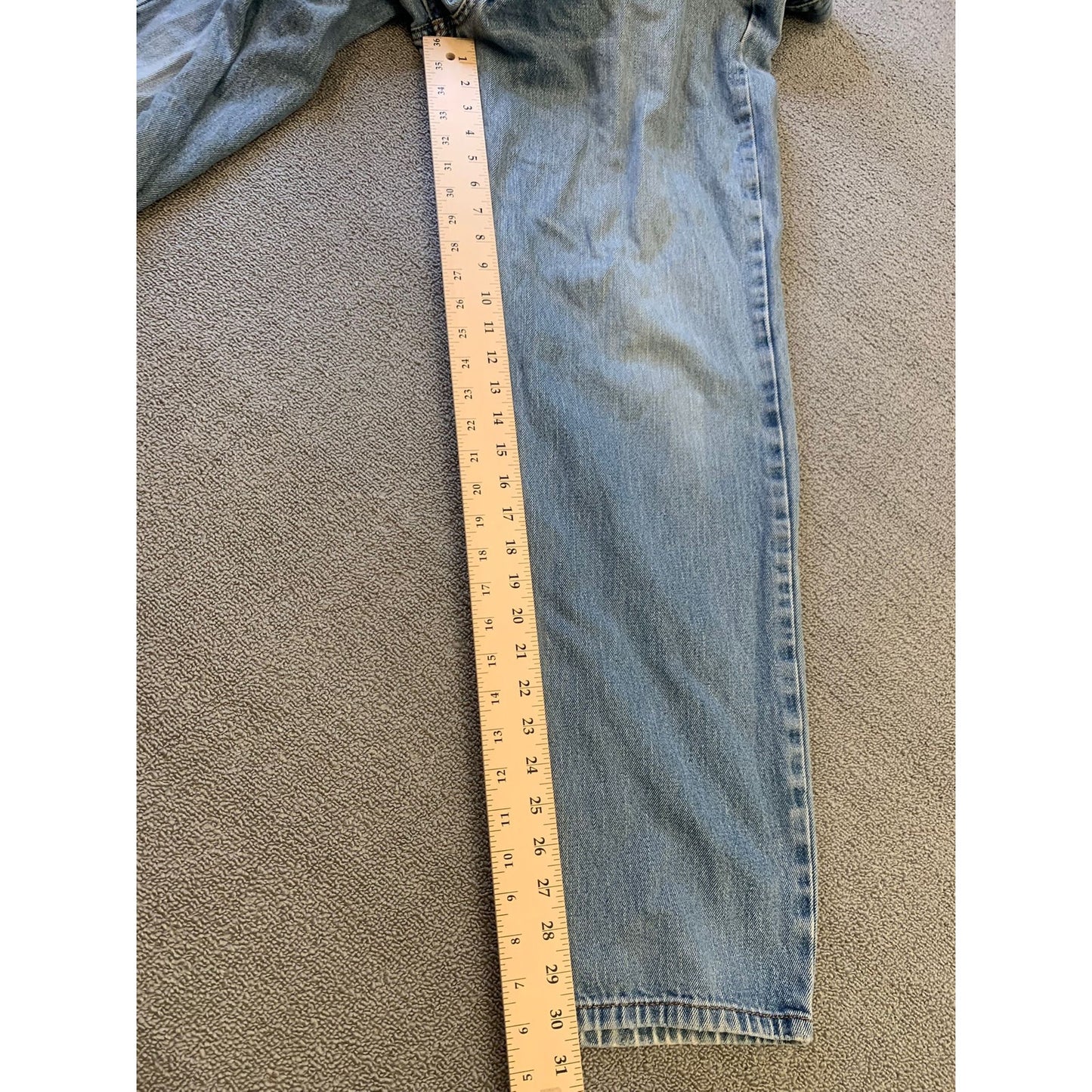 Levi's 550 Men 38x32 Blue Loose Fit Tapered Leg Jeans