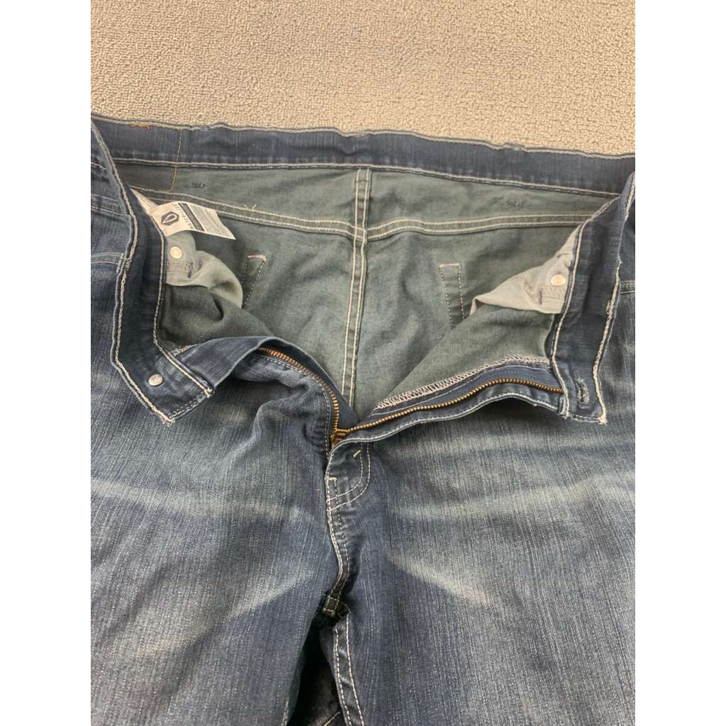 Levi's 505 Jeans Men's Size 40 X 32 Straight Denim Blue Medium Wash Distressed