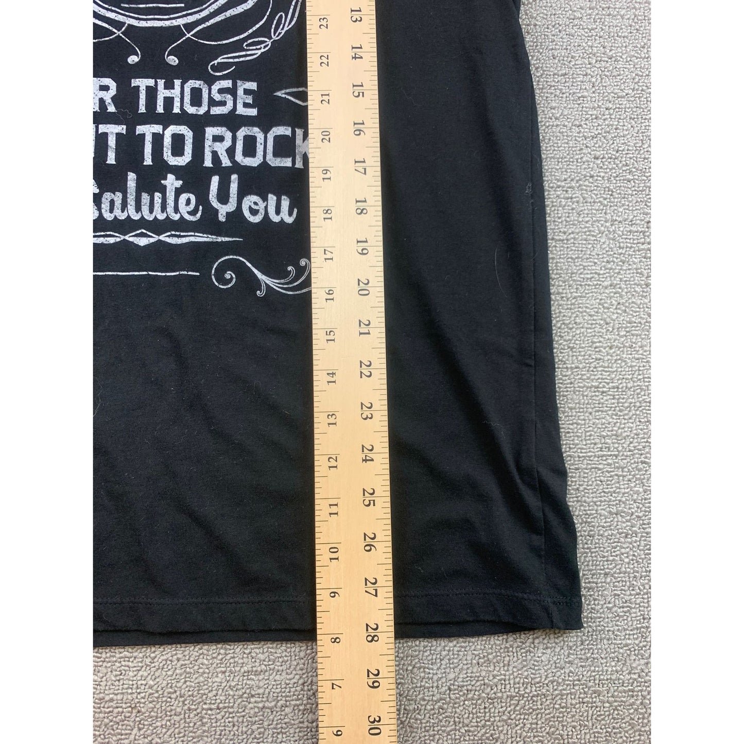 AC/DC Men's For Those About To Rock We Salute You Size M Black T-Shirt