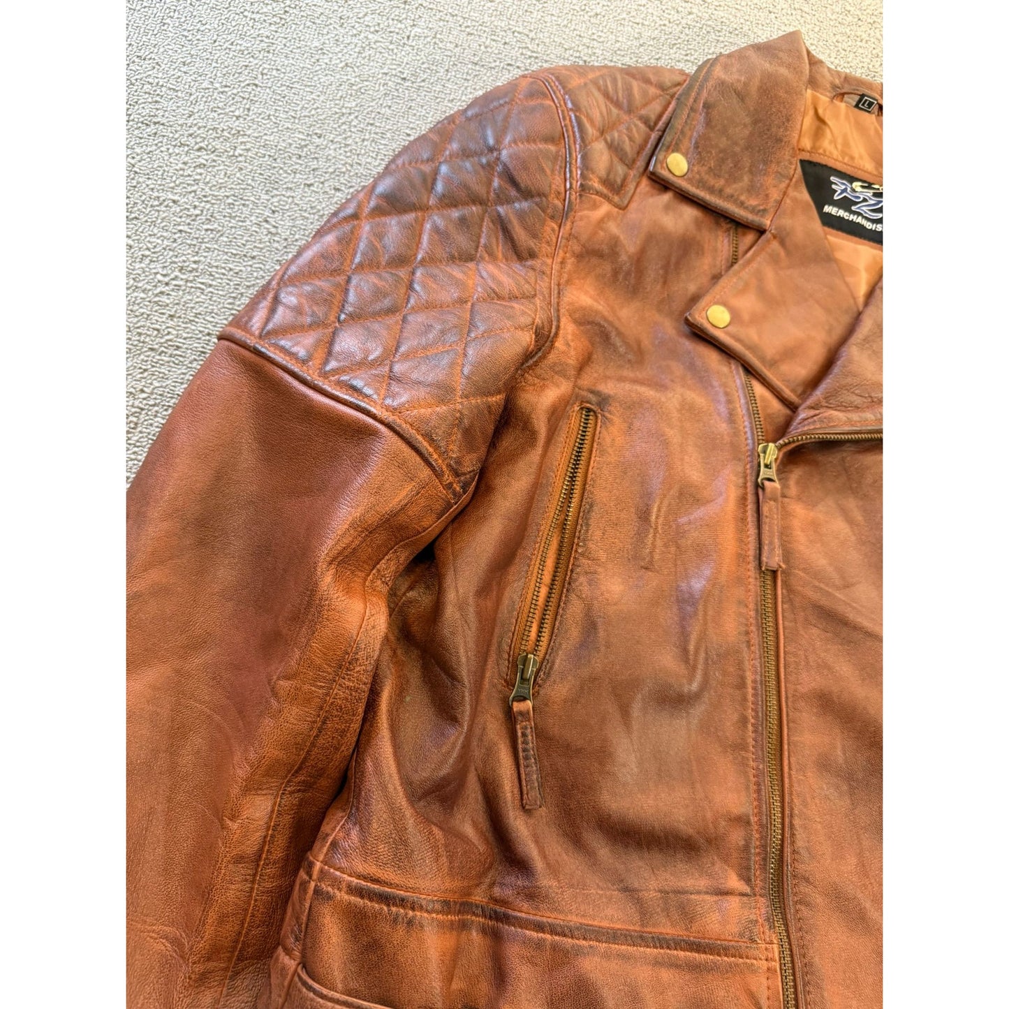 FZ Merchandise Large Men's Brown Leather Motorcycle Jacket Quilted Shoulders