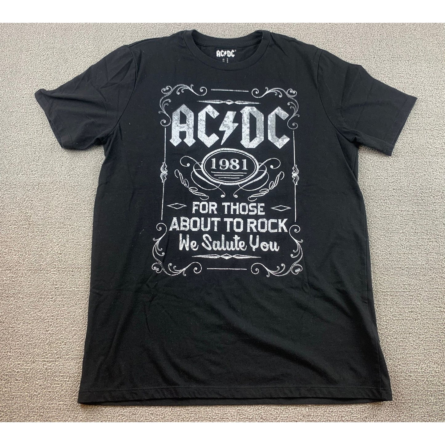 AC/DC Men's For Those About To Rock We Salute You Size M Black T-Shirt