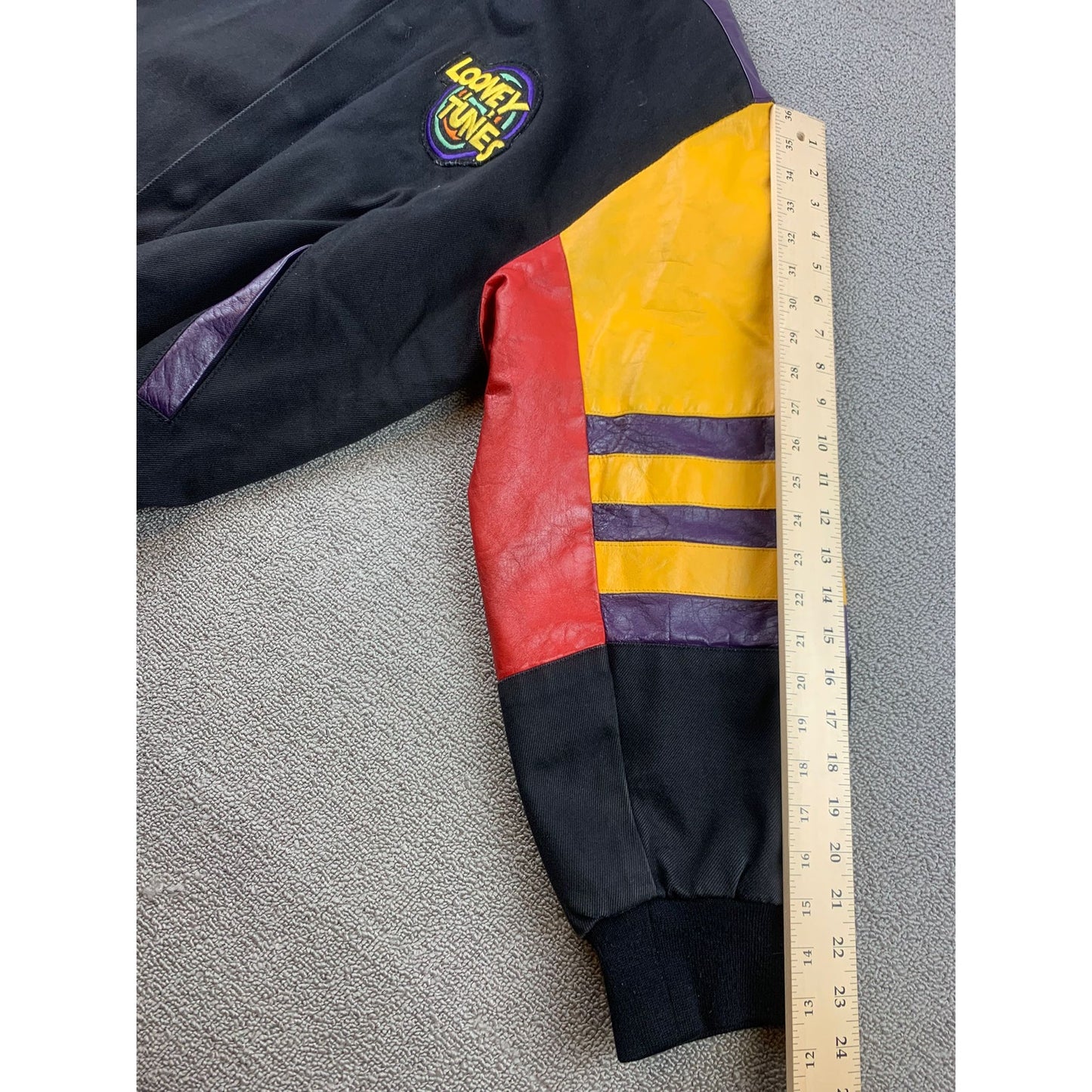 Vintage Men Jeff Hamilton Looney Tunes Leather Jacket Large 90s Cartoon Art