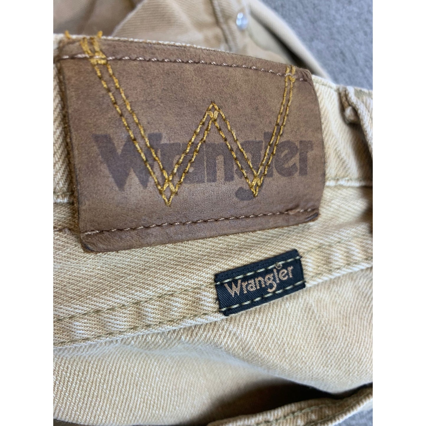 Wrangler Jeans 2000's Era Men's 36x32 Tan Denim Jeans Work Casual
