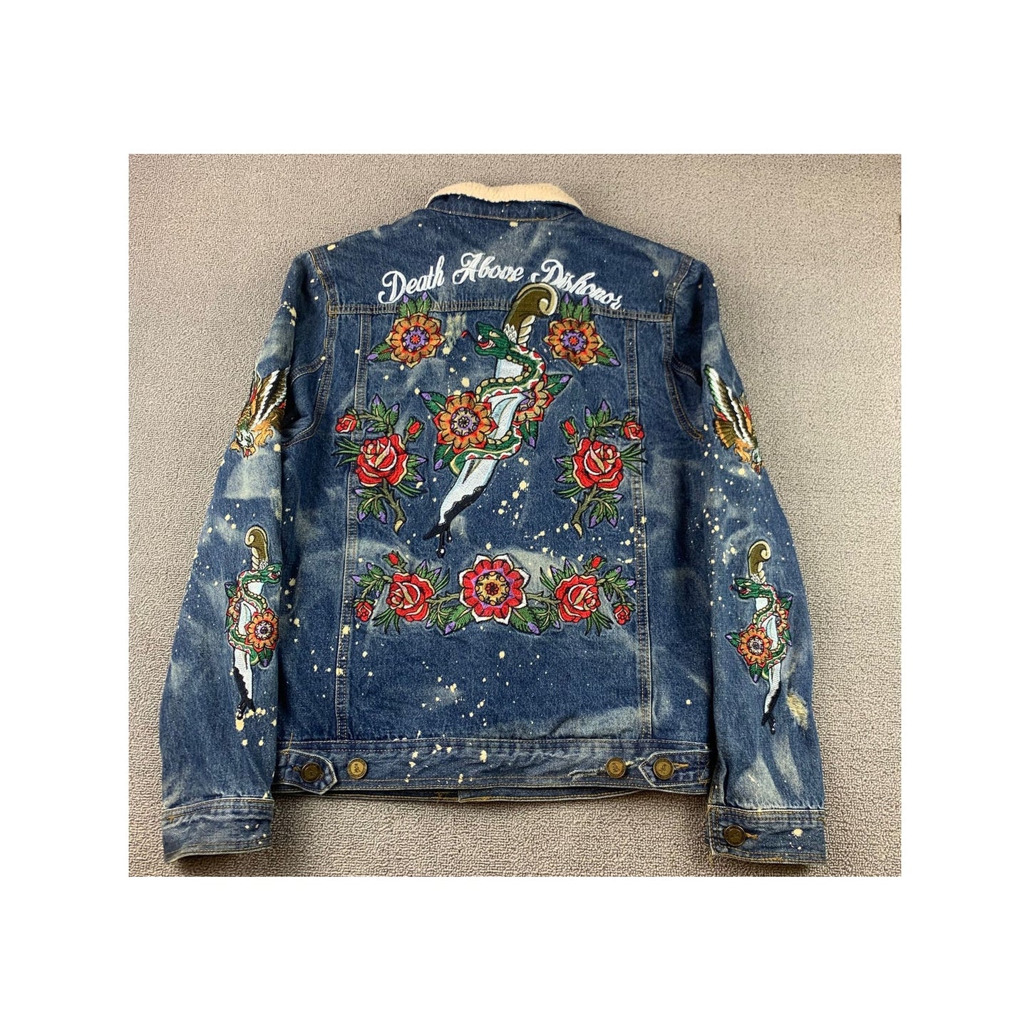 REASON NY Moto Sherpa Denim Jacket Men’s M Streetwear Embroidered Pin Up Roses