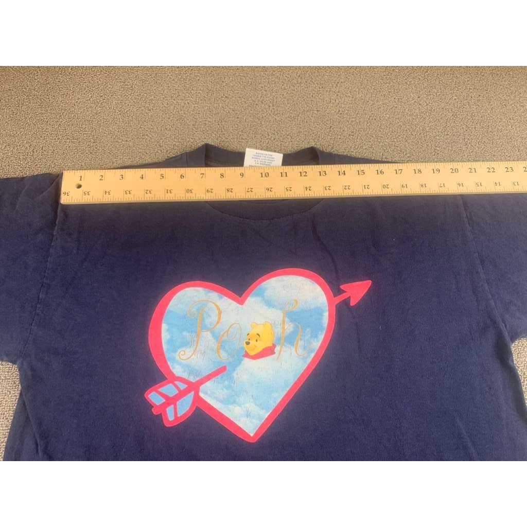 Vintage Pooh Disney Men's Size Medium Navy Heart Cupid Graphic T Shirt