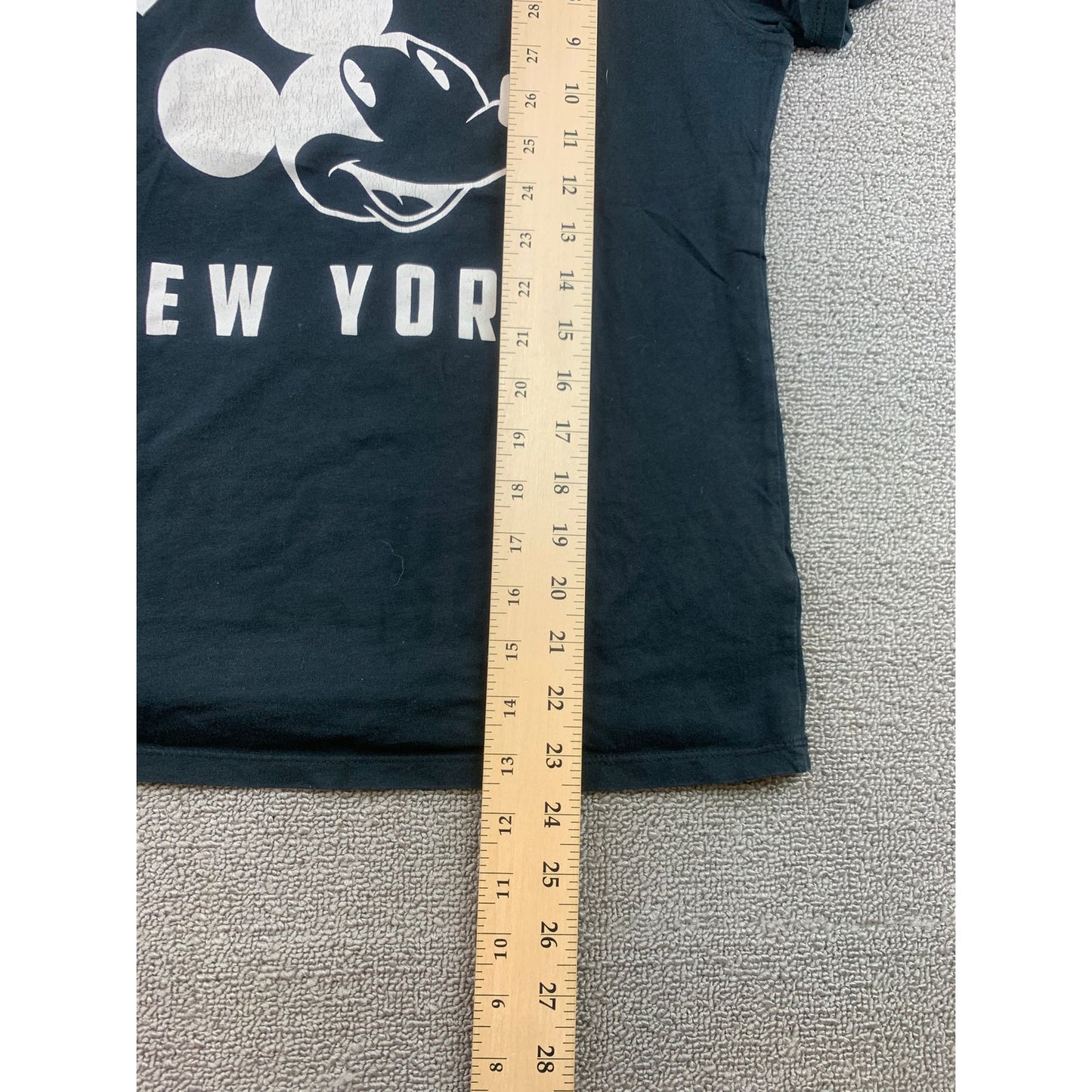 Disney Women Medium Dark Green Brooklyn New York Mickey Mouse T-Shirt 2010's