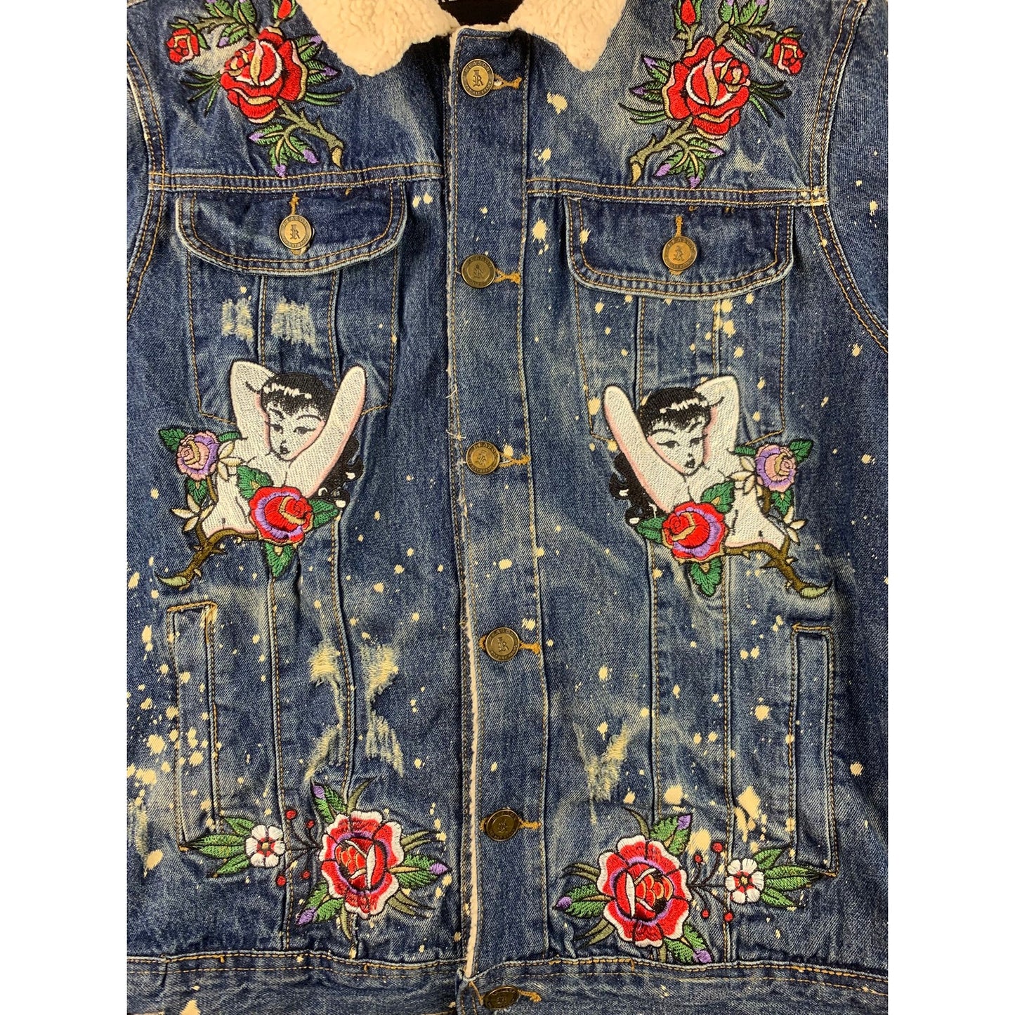 REASON NY Moto Sherpa Denim Jacket Men’s M Streetwear Embroidered Pin Up Roses