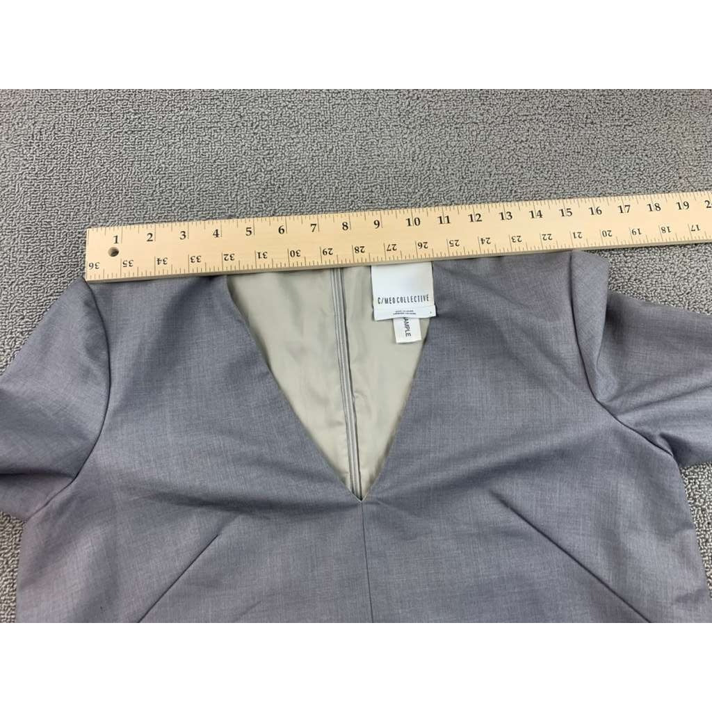 C/MEO Collective Shift Dress Sample Women S Gray V Neck Long Sleeve Minimalist