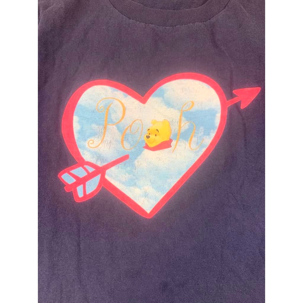 Vintage Pooh Disney Men's Size Medium Navy Heart Cupid Graphic T Shirt