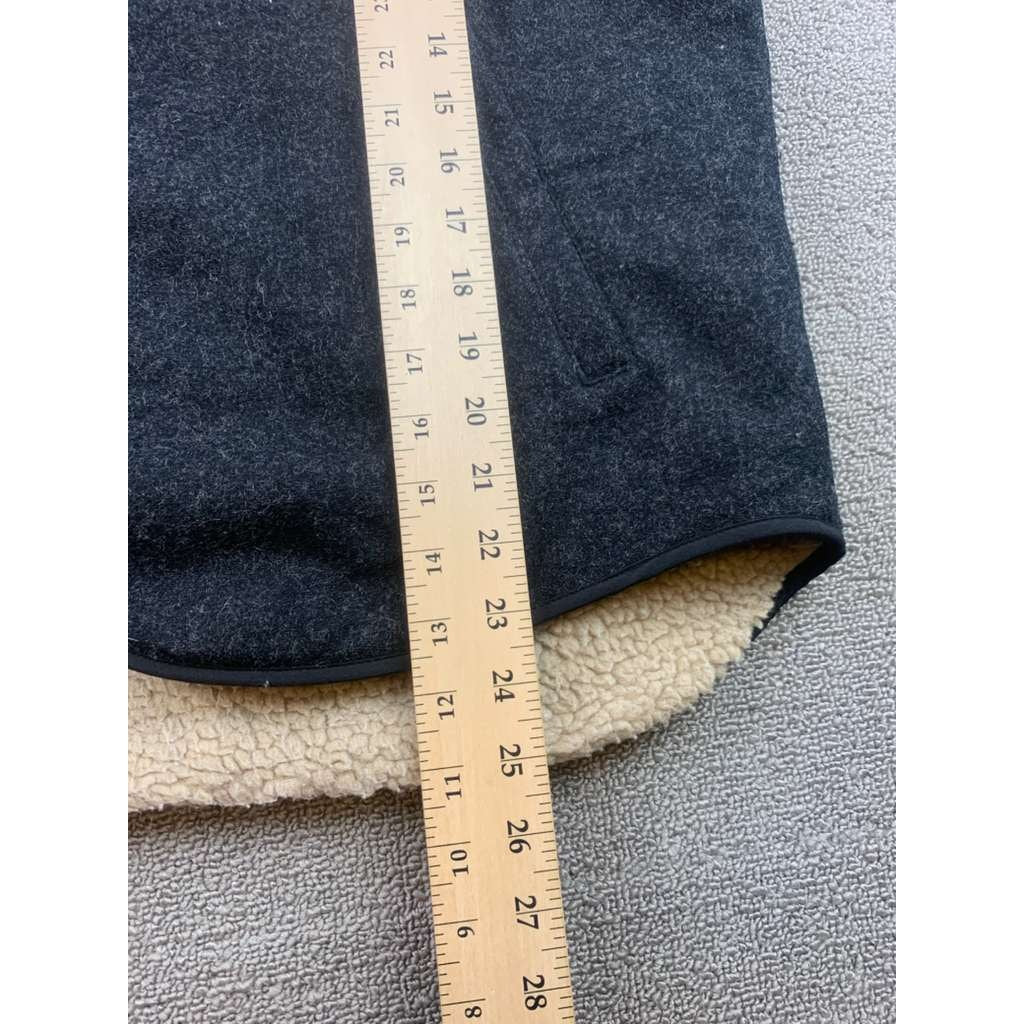 Vintage Woolrich Wool Men's Large Charcoal Gray Vest Sherpa Lined Zip Up Outdoor