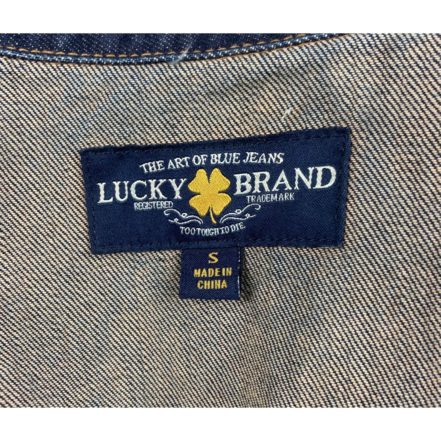 Lucky Brand Men’s Small Lakewood Blue Denim Jacket Trucker Style Button Up