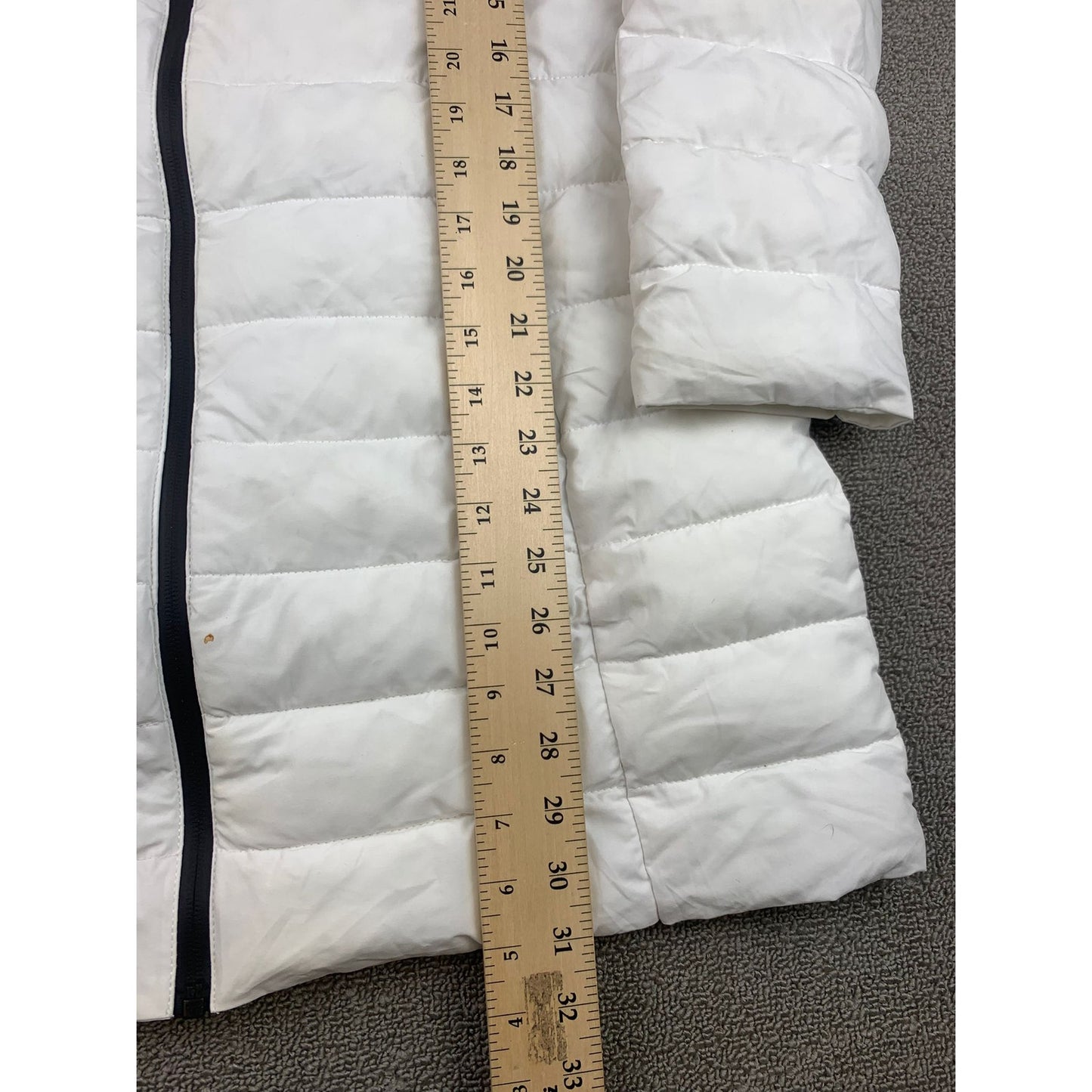 Guess Women's M White Puffer Jacket With Hood