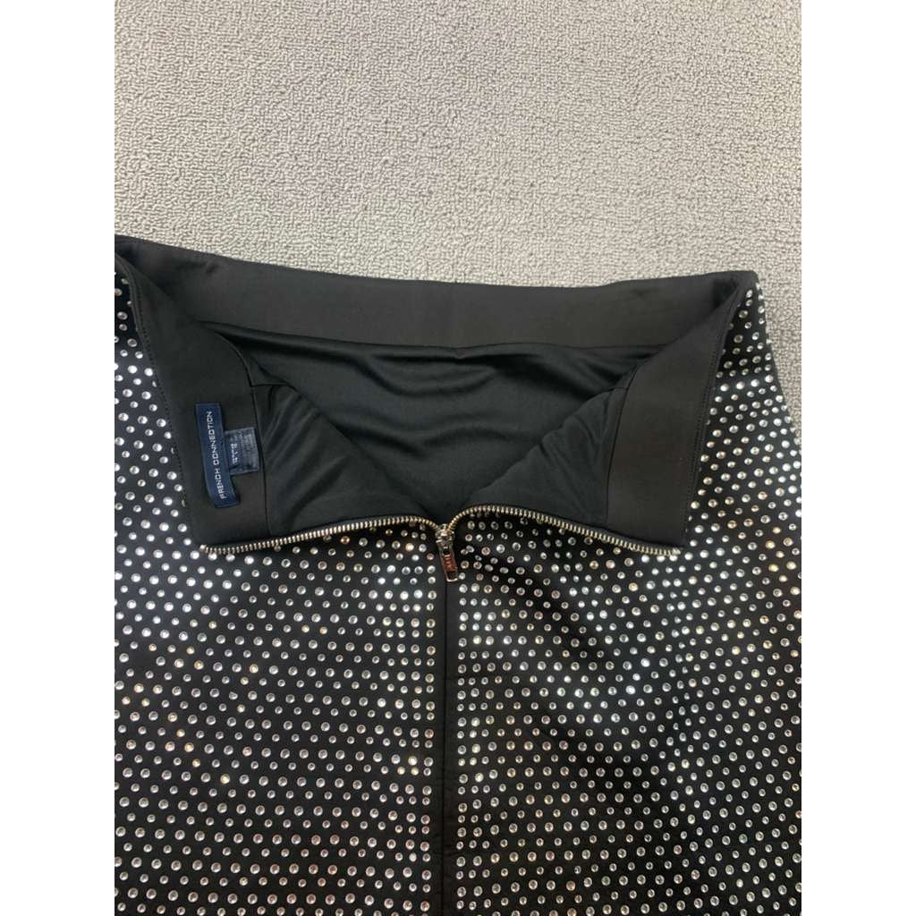 French Connection Women's 10 black Embellished jeweled Mini Skirt Studded